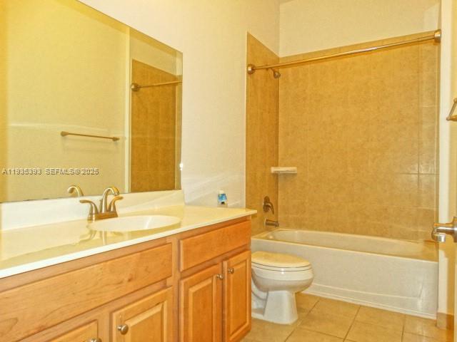 Building Photo - 754 NE 191st Terrace