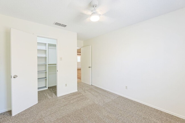 Building Photo - 3 Bedroom with updates