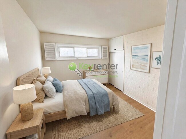 Building Photo - 1510 W Oceanfront