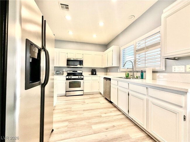 Building Photo - 3787 Paria Canyon St