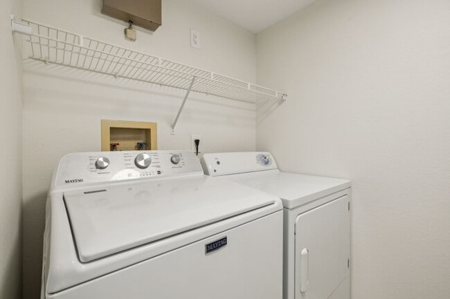 Building Photo - 9 Arbor Club Dr