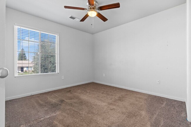 Building Photo - 11311 San Miniato Ave