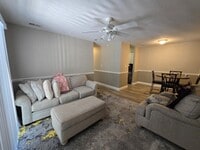 Building Photo - 950 Forestbrook Rd