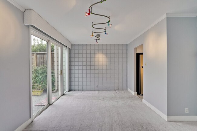 Building Photo - Welcome Home!!! Great Santa Clara Pomeroy ...