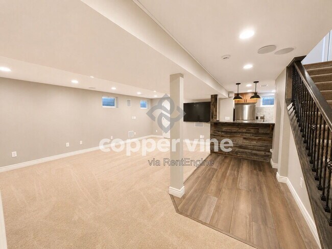 Building Photo - 4249 W 110th Pl