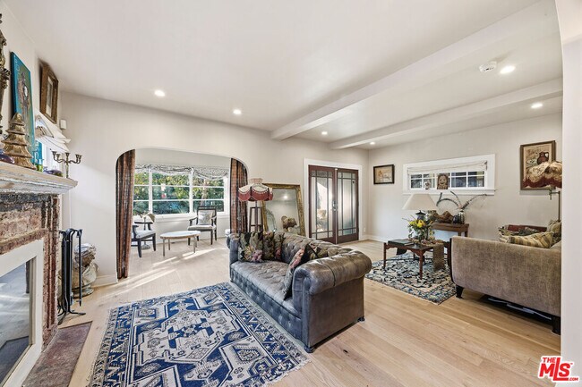 Building Photo - 34 Park Ave