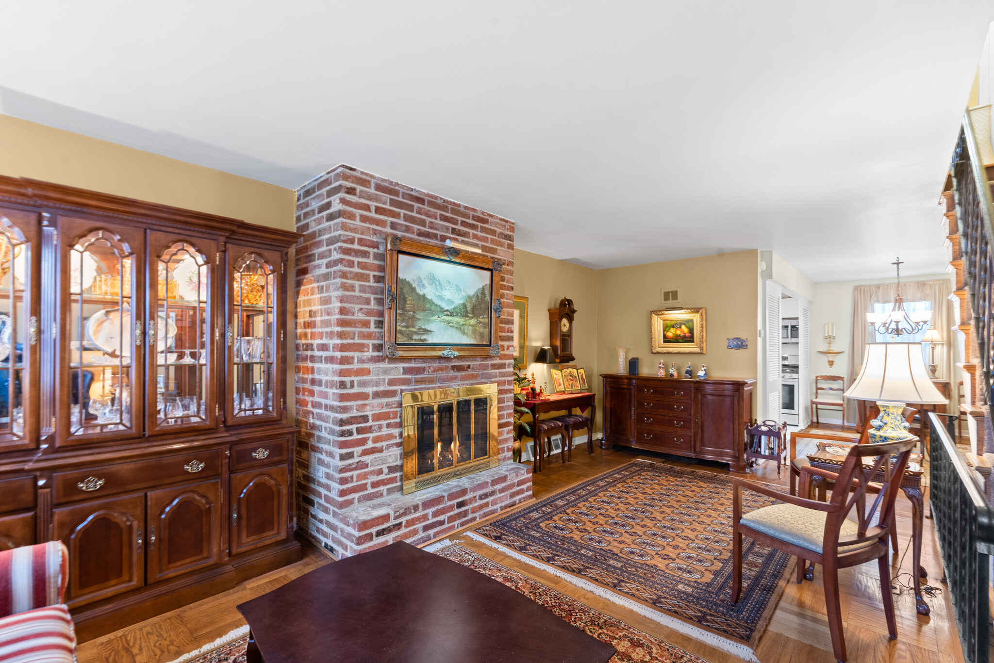Building Photo - 408 S Croskey St