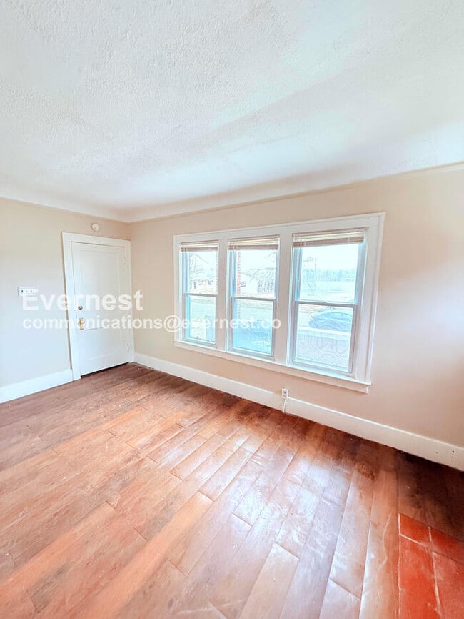 Building Photo - 12019 Stoepel St