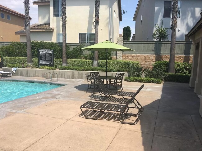 Building Photo - 1 Seven Kings Pl