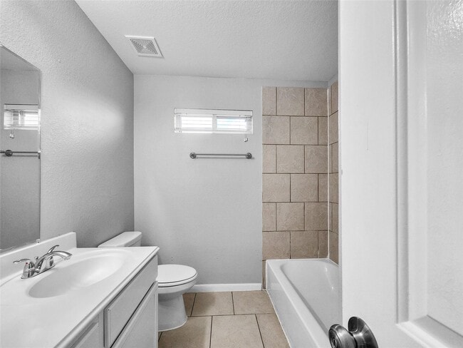 Building Photo - 15126 Sequoia Meadow Ct