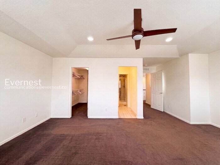 Building Photo - 14944 E Crestridge Dr