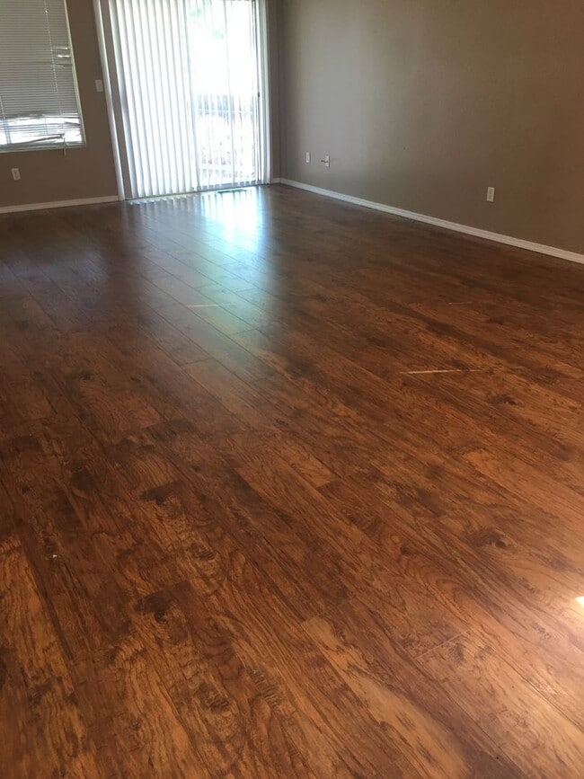 Building Photo - 3 bed/2 Bath House in Sparks