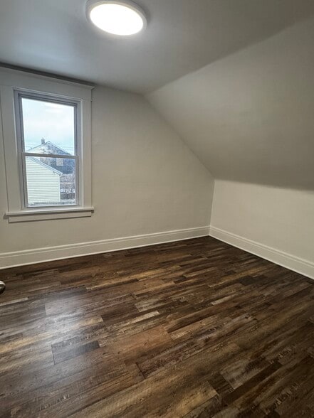 Building Photo - 4034 Bailey Ave