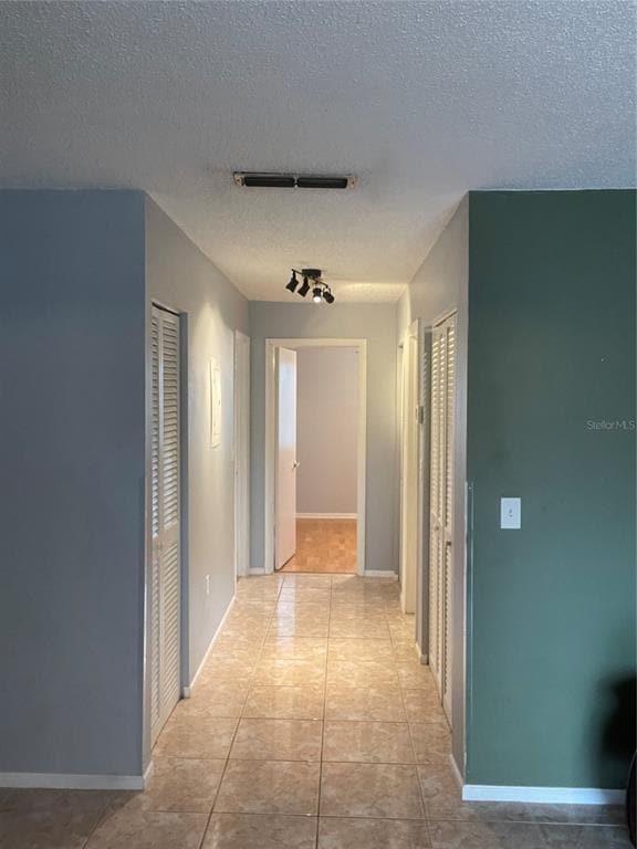 Building Photo - 3804 Cortez Dr