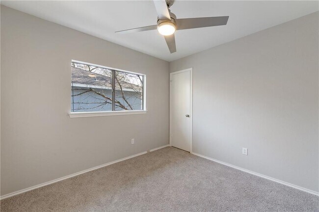 Building Photo - 12804 Modena Trail