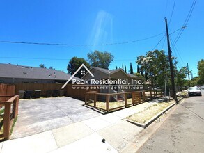 Building Photo - Updated 1bd/1ba House near UCD Med Center