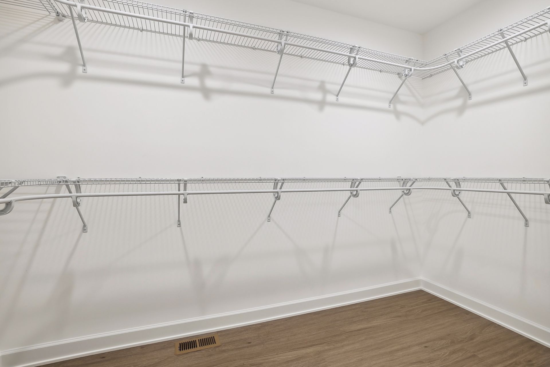 Building Photo - 608 Franklin St