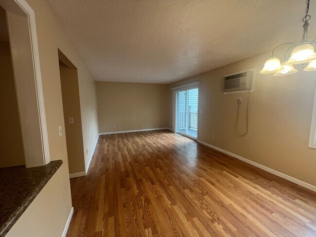 Building Photo - 942 Wescott Trail
