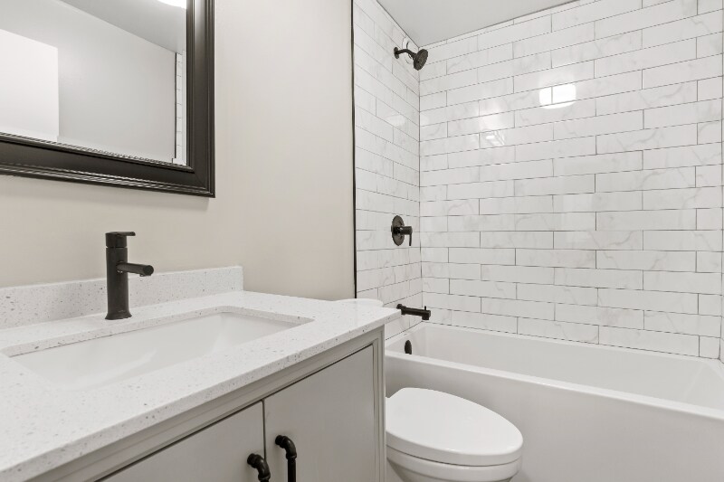 Building Photo - 1215 S Michigan Ave