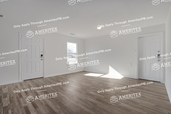 Building Photo - One Month FREE*