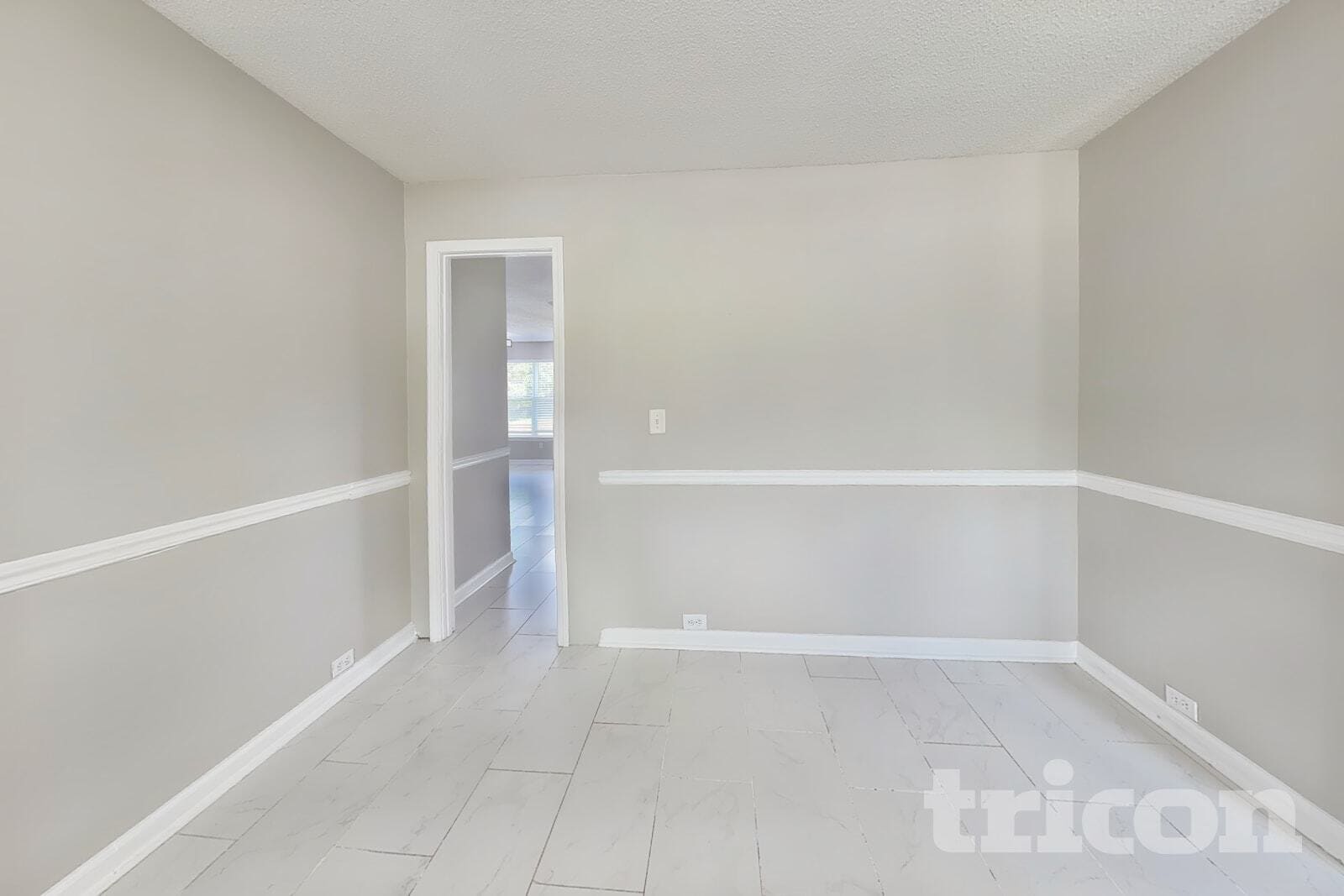 Building Photo - 904 Ambeau Cir