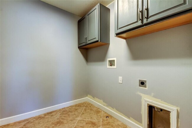 Building Photo - 10224 Celtic Ash Dr