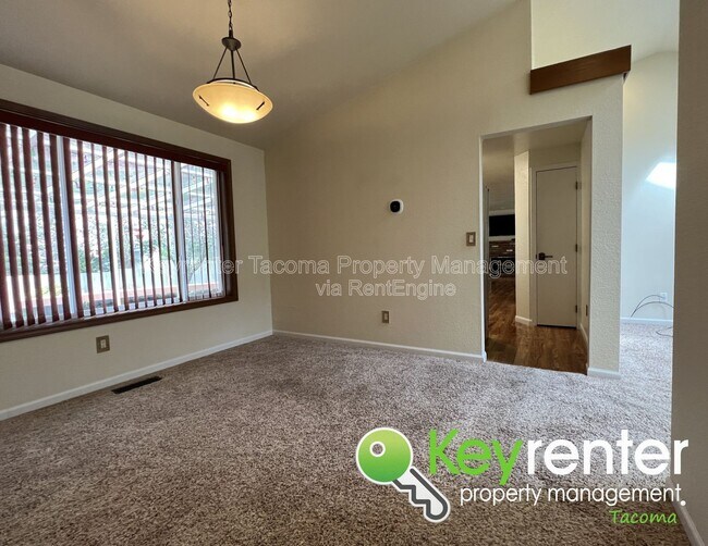 Building Photo - 610 Rice Ct