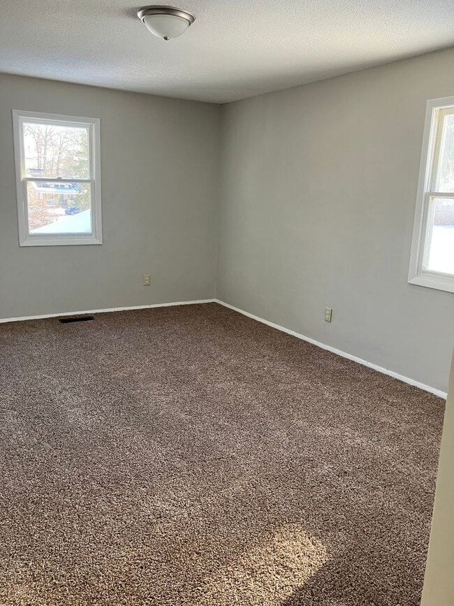 Building Photo - 3101 Oliver St