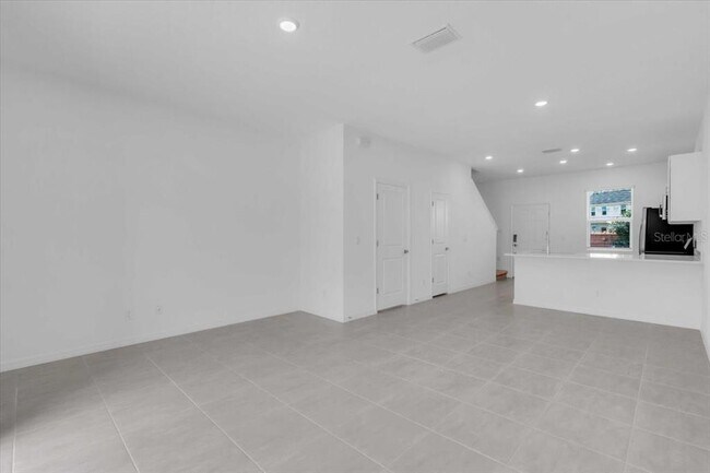 Building Photo - 16550 San Nicola Pl