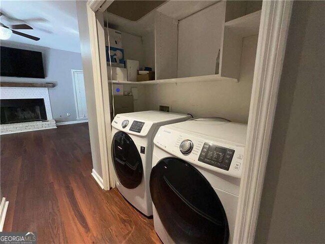 Building Photo - 1251 Green Oak Cir NW