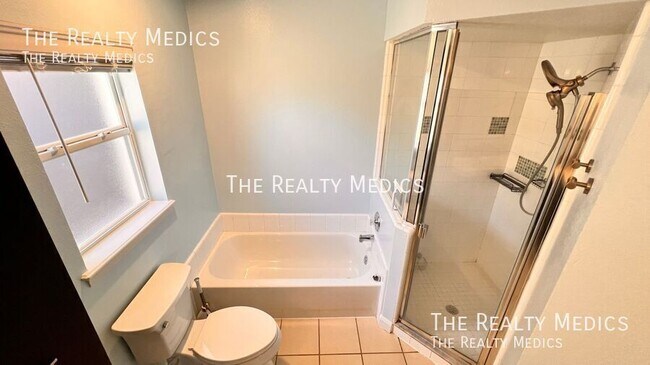 Building Photo - 3977 Journey Ct