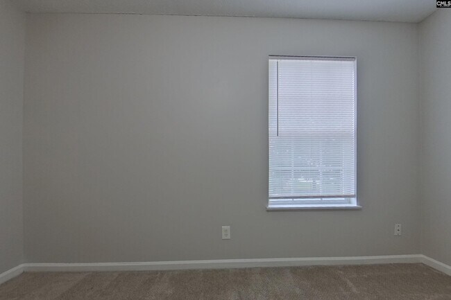 Building Photo - 945 Schofield Ln