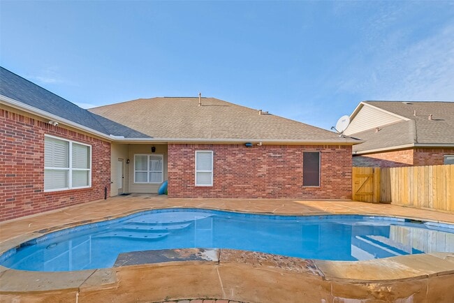 Building Photo - 24922 Florina Ranch Dr