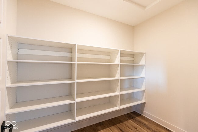 Building Photo - 871 Rosemary Gdns