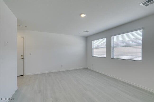 Building Photo - 10778 Bede Ct