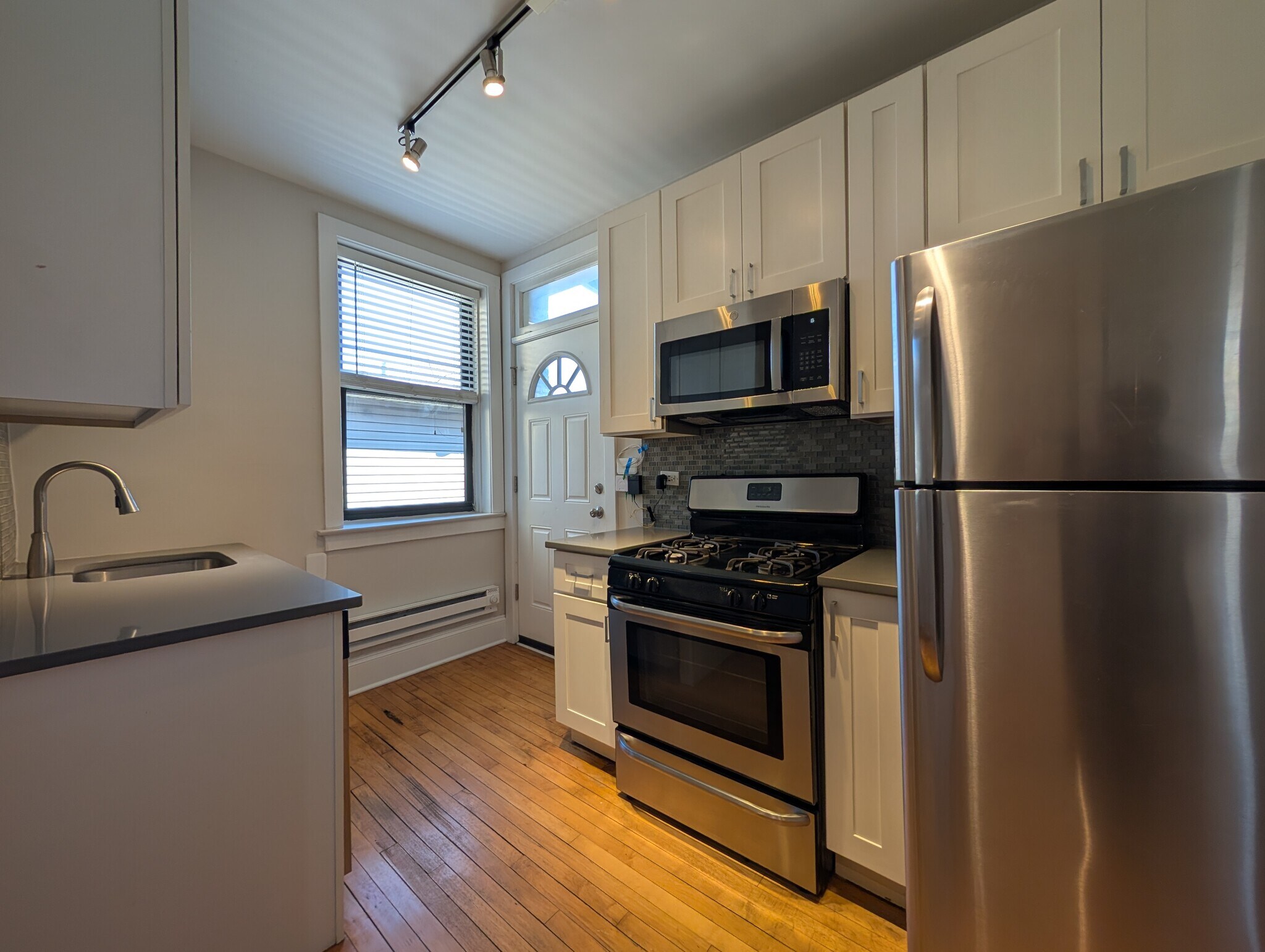 Building Photo - 2315 N Rockwell St