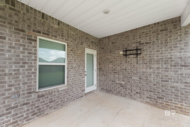 Building Photo - 24722 Slater Mill Rd