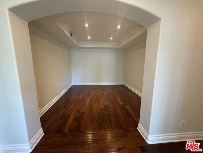 Building Photo - 12050 Guerin St