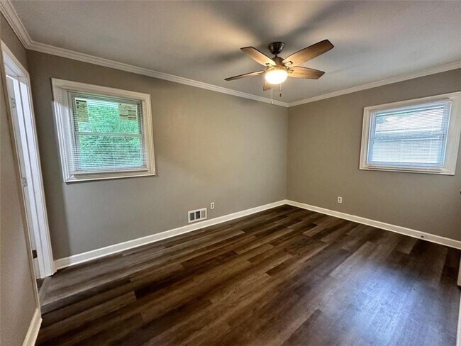 Building Photo - 8153 Attleboro Dr