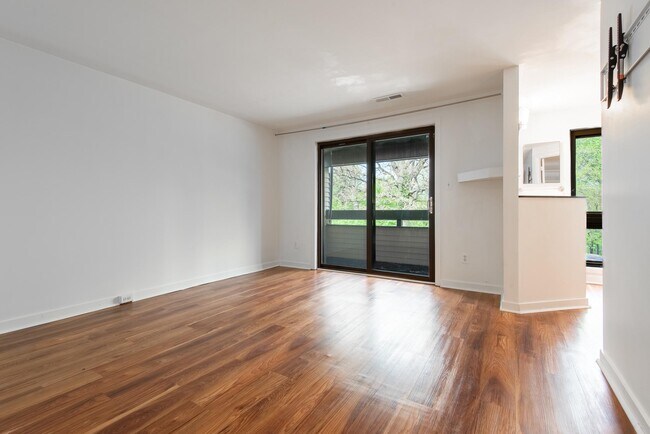 Building Photo - 18153 Tunstall Dr