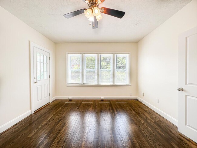 Building Photo - 2576 Duck Creek Rd