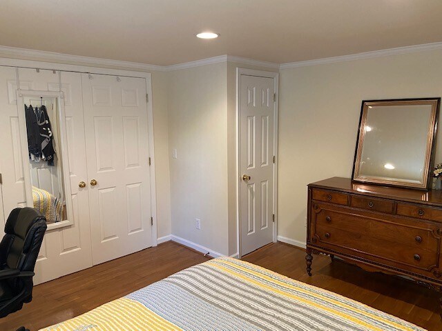 Building Photo - 1620 Rugby Ave