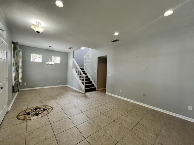 Building Photo - 2628 Corona Borealis Dr