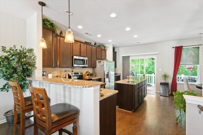 Building Photo - 105 Prosperity Ct
