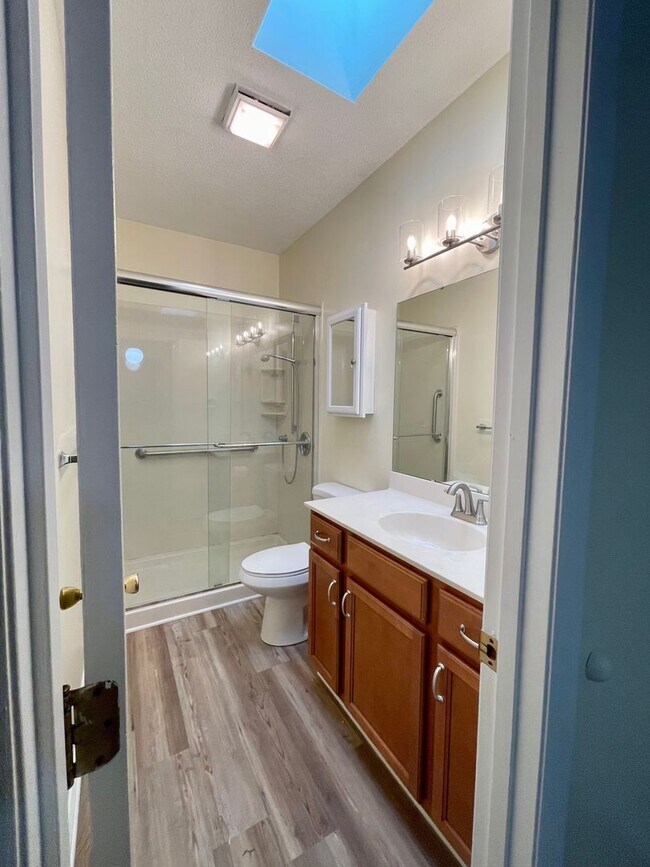 Building Photo - A Beautiful Updated End Unit Townhouse in Coventry, with 2 bedrooms on the first floor. Right nex...