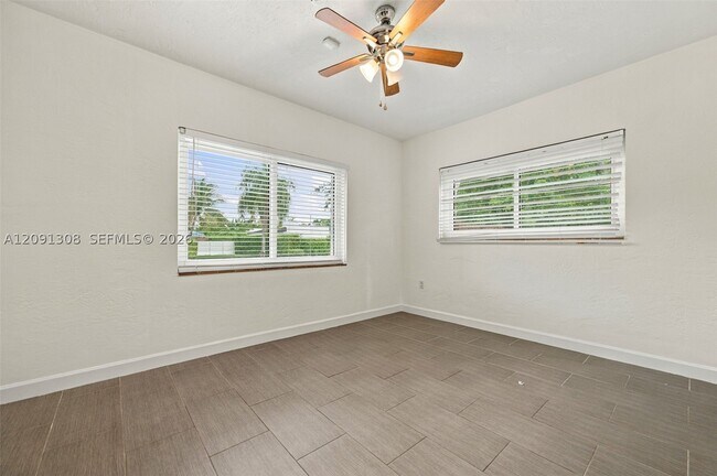 Building Photo - 7120 SW 58th St