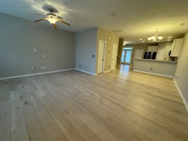 Building Photo - Beautiful 2-Story Townhome in Renaissance Park – Minutes from Downtown Raleigh!