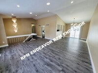 Building Photo - "Stunning 3-Bed Home with Modern Finishes, Spacious Yard, and Quiet Cul-De-Sac Location!"
