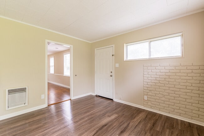 Building Photo - 4107 Owen Rd