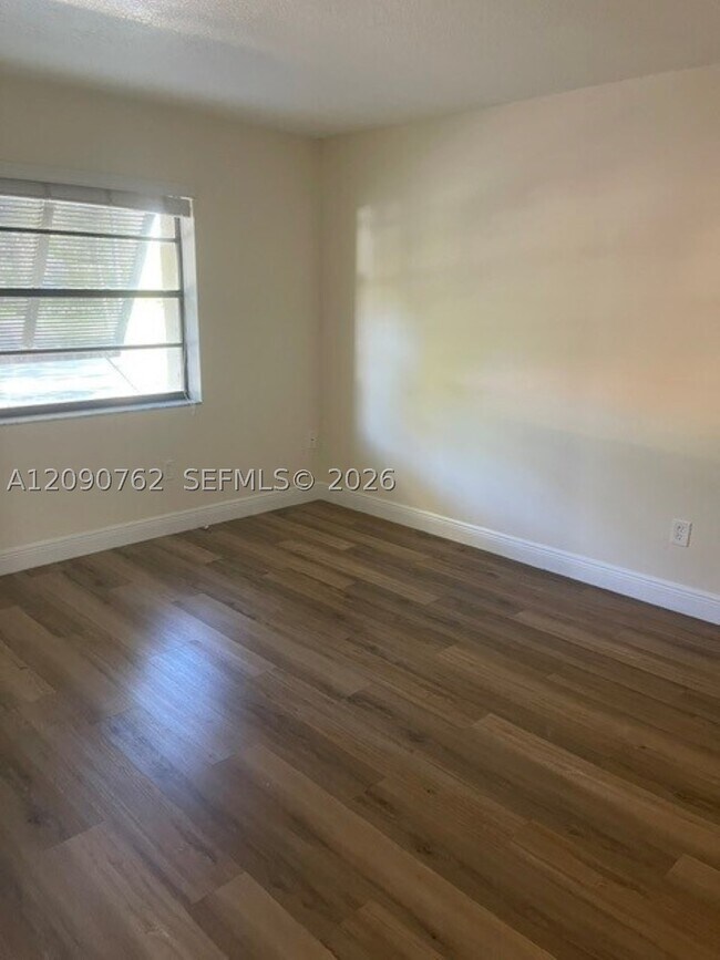 Building Photo - 7915 SW 86th St